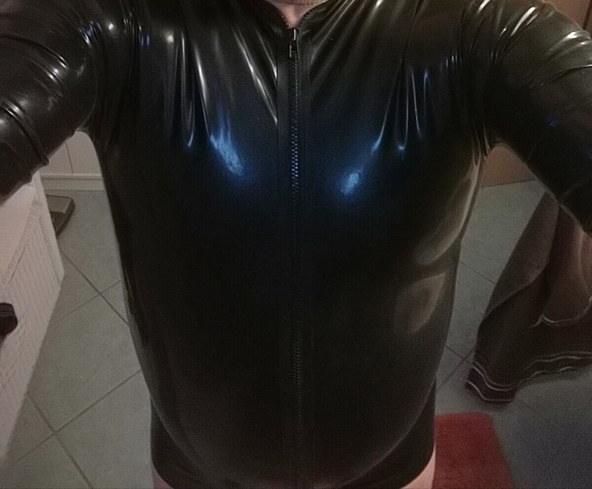 rubberbondage12