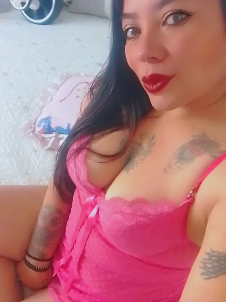 rachel_cnc from stripchat