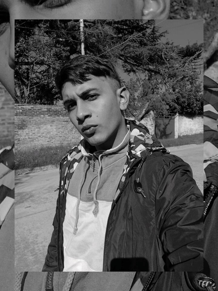 sweetmilker's Offline XXX Chat