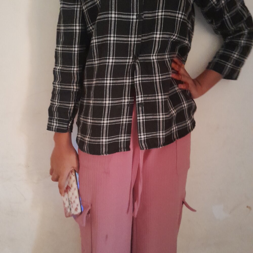 Lesbian_17 – Offline XXX chat