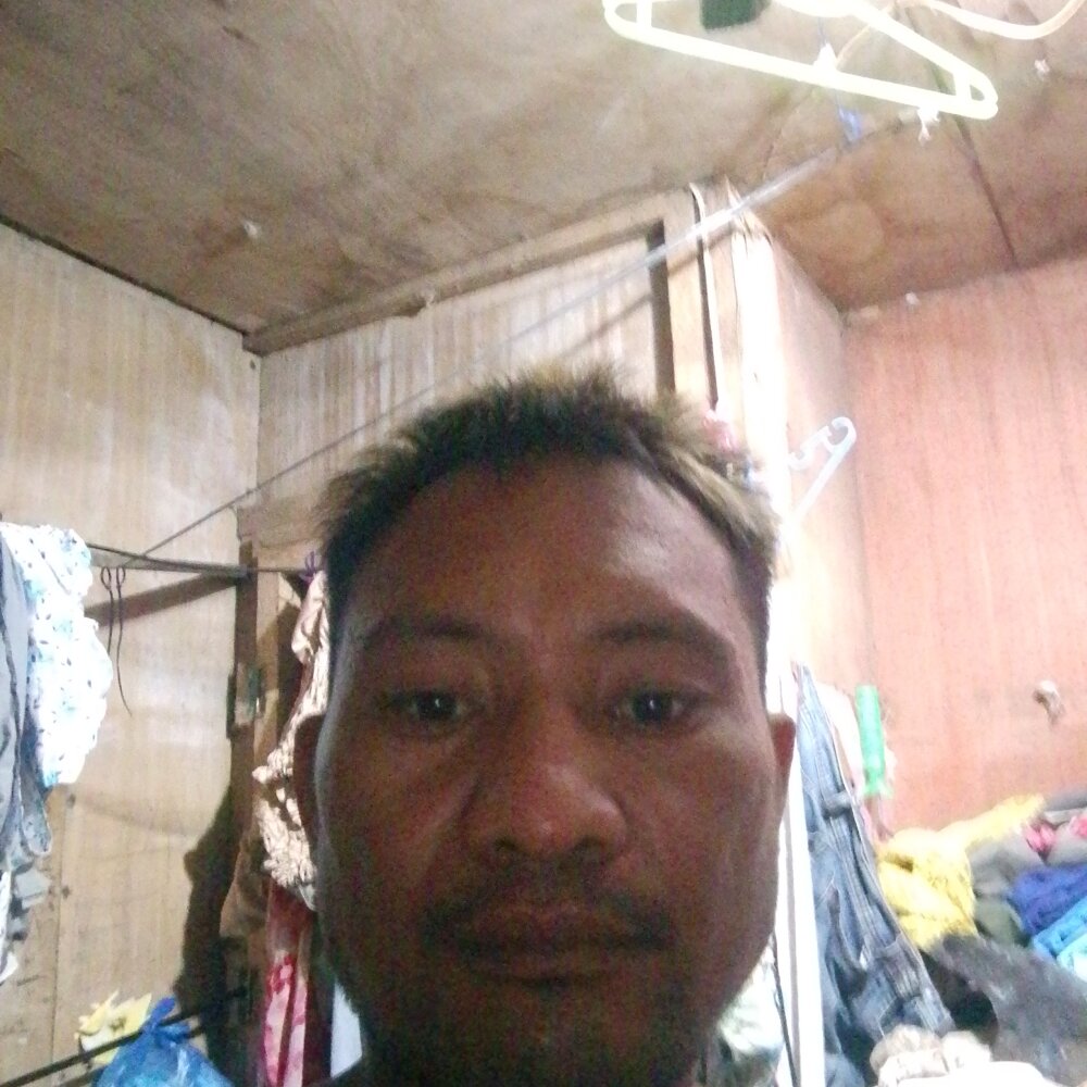 MrRight123's Offline XXX Chat