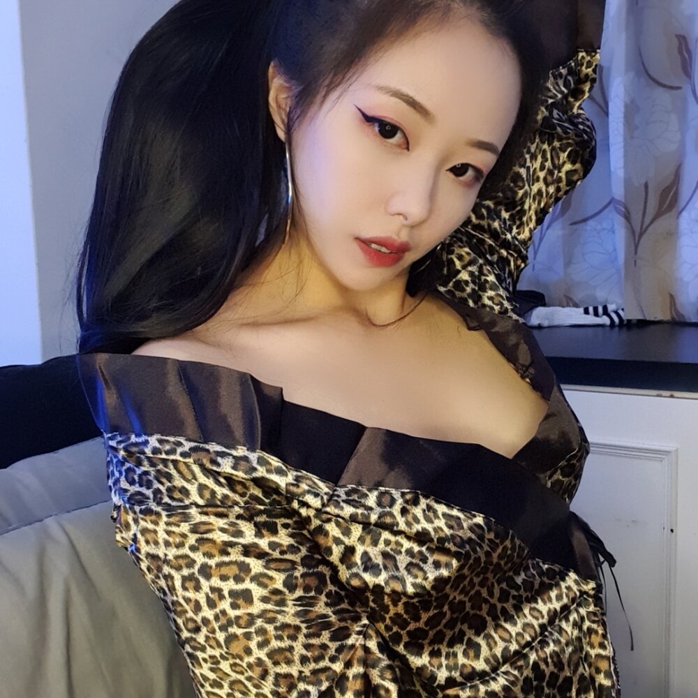 Live sex webcam photo for Reborn_kiki #290742075