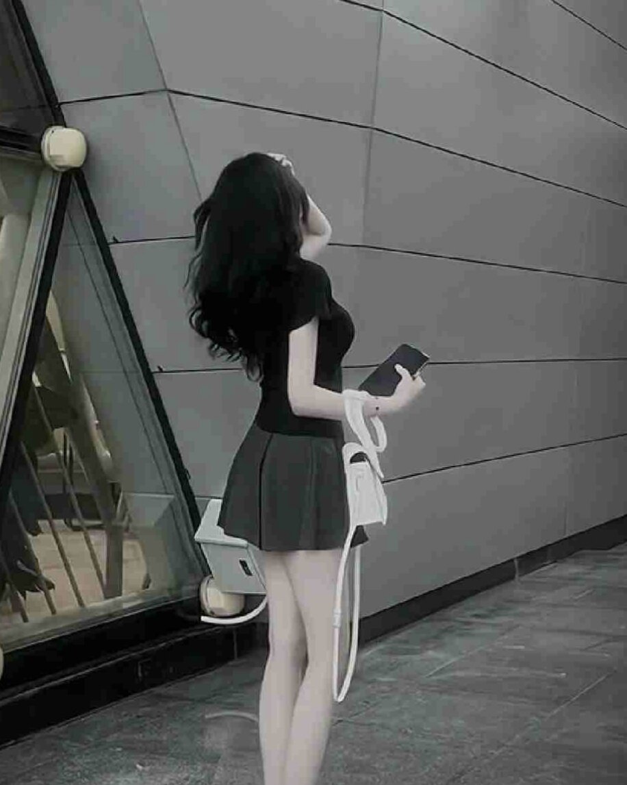 Sisilaydy_01 profile