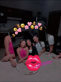 3littleschoolteens's webcam live show