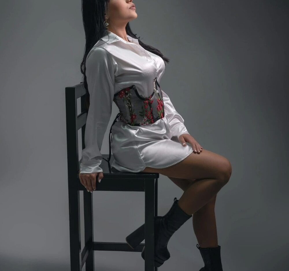 Dirty_princesses_ offline XXX-chat