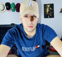 oscar22_cm's webcam live show