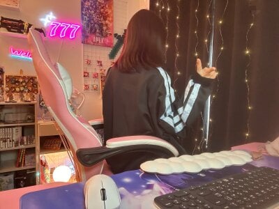 Yui_SubCh Live Cam and Profile on UnifiedCams