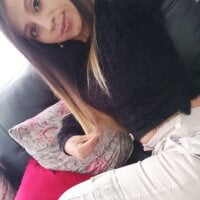 Offline chatovací místnost Emi_Queen69