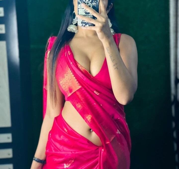 Sexy_Madhuri_Bhabhi profile