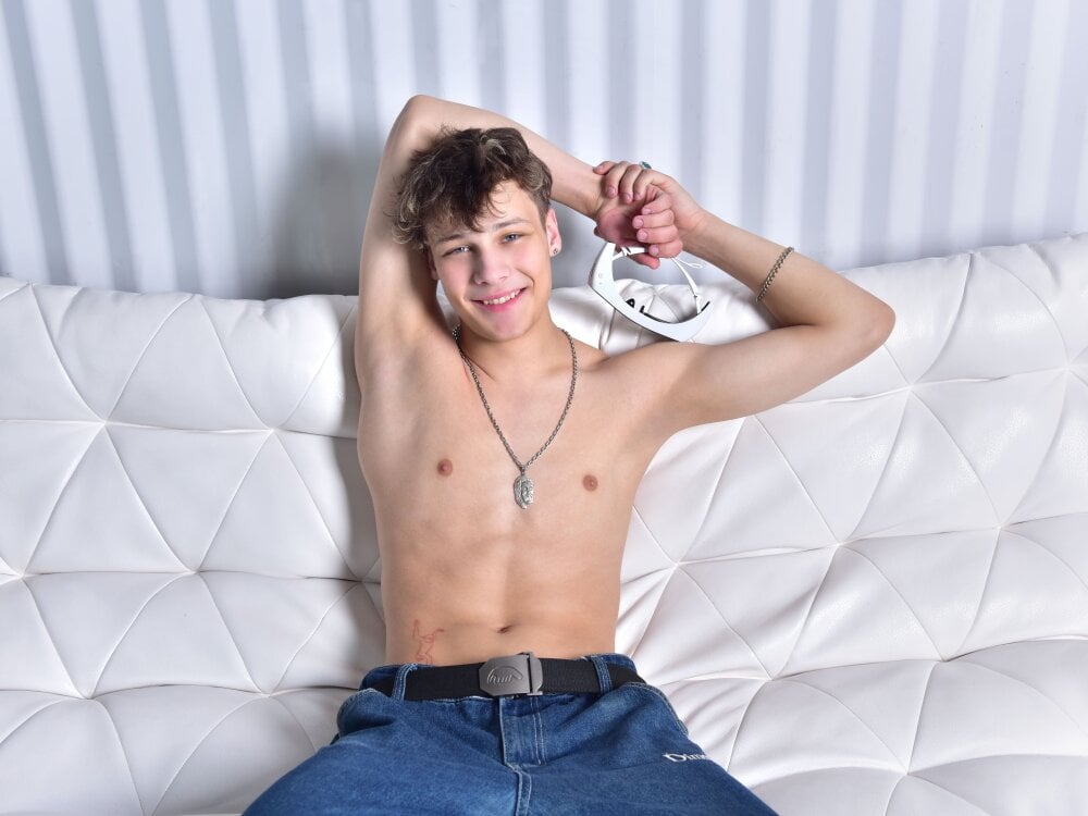 TeddyLiLboy profile