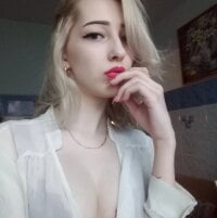 BambieAlexy's Offline Chat Room