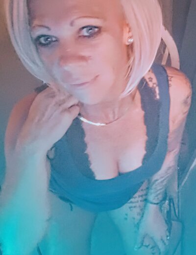 jessland 🛫 live online webcam