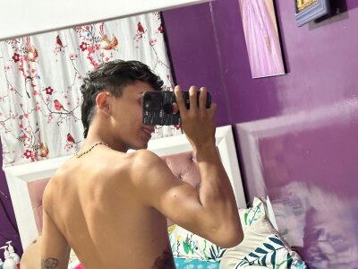 Logan_stonexxx - Stripchat Boy 