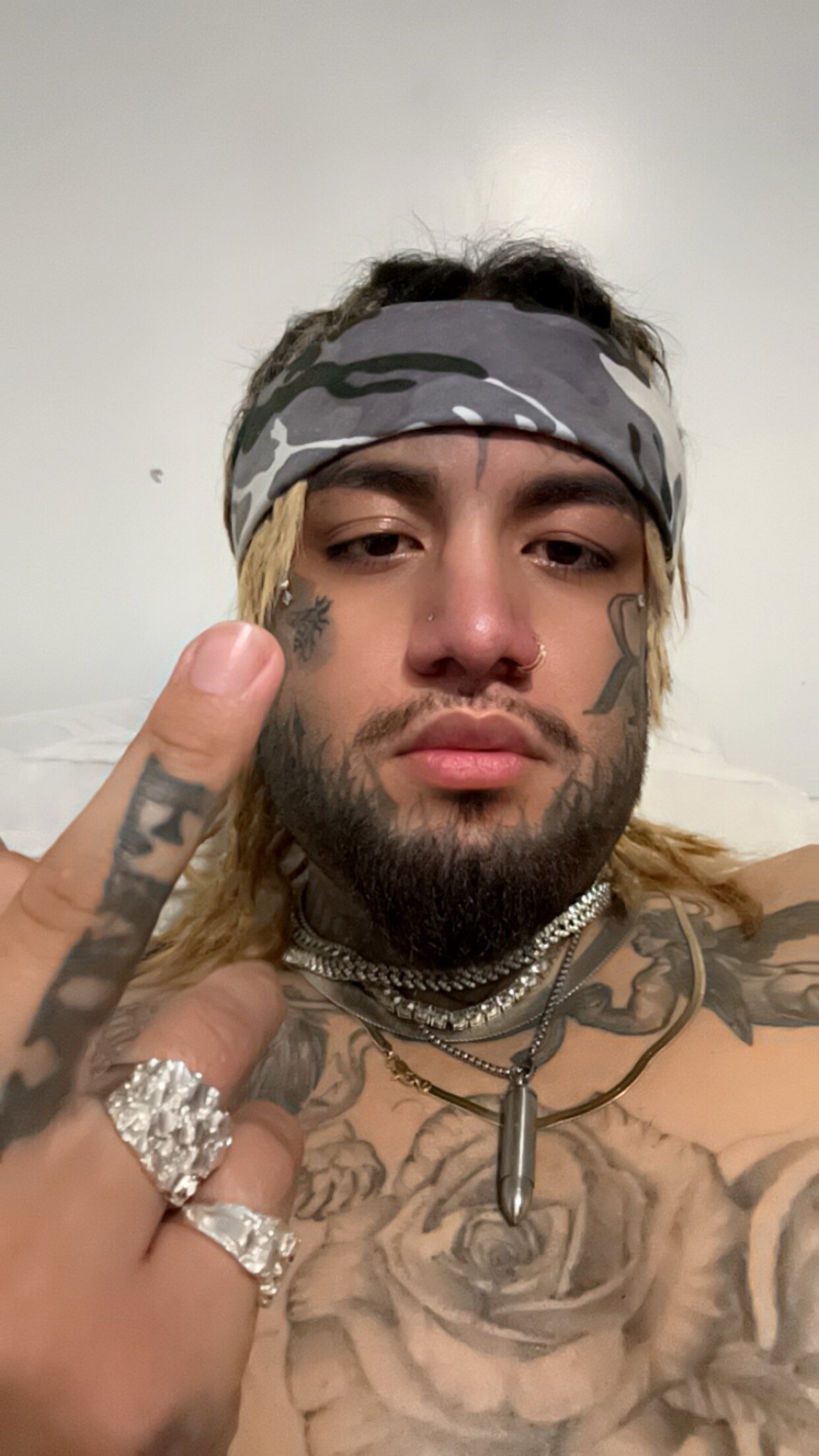 Donavan69@xh