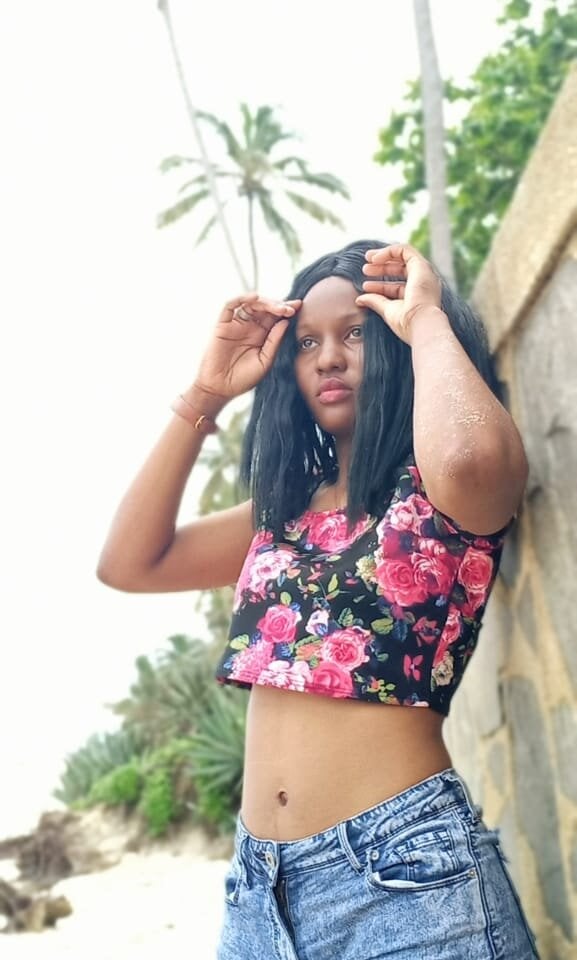 Hornybaibe's Offline XXX Chat