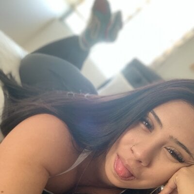 Delicious_wallace2 Live Cam on StripChat