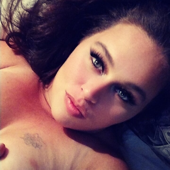 Live sex webcam photo for lolacumguzzler #288450804