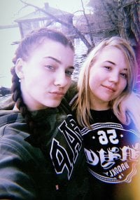 ห้องแชทออฟไลน์ของ 2girls_stoned_