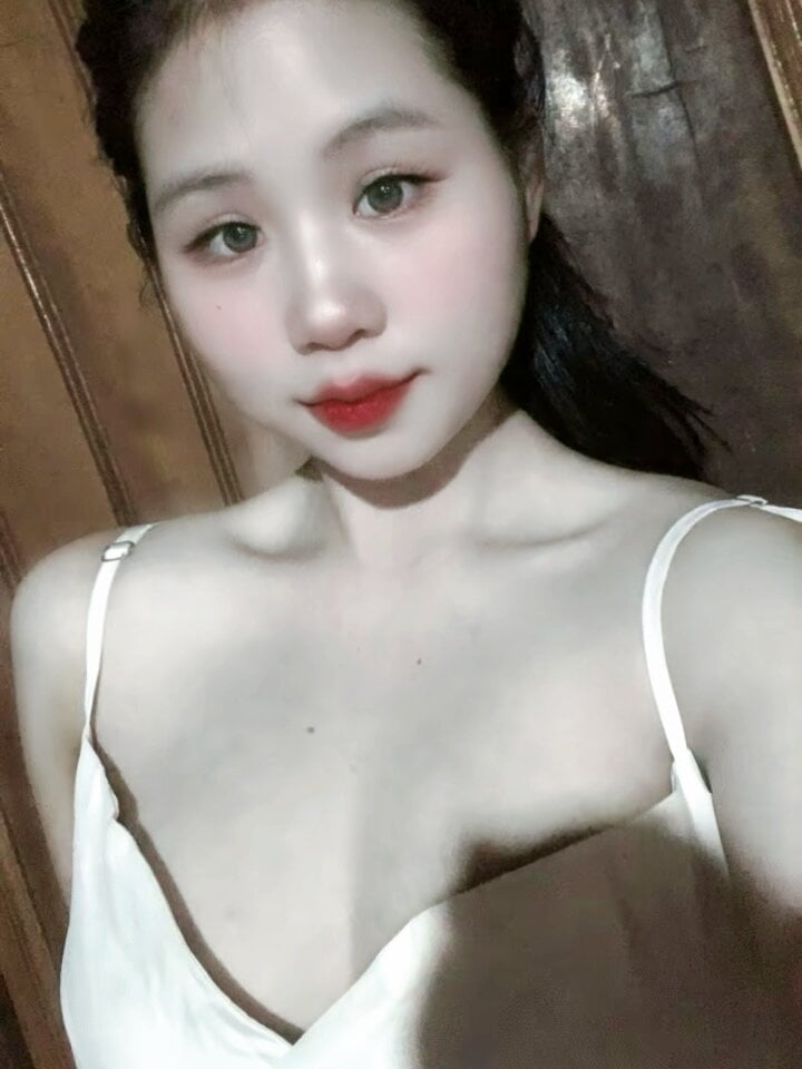 sexlivecamsites.com miuu-miuu livesex profile in stuck-on-ur-mind3 cams