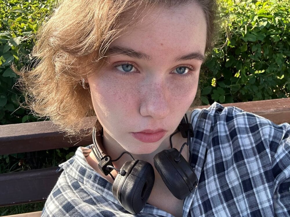 sexlivecamsites.com angeltimone livesex profile in discover-by-yourself cams