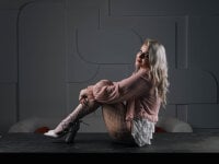 cold_blondie's webcam live show