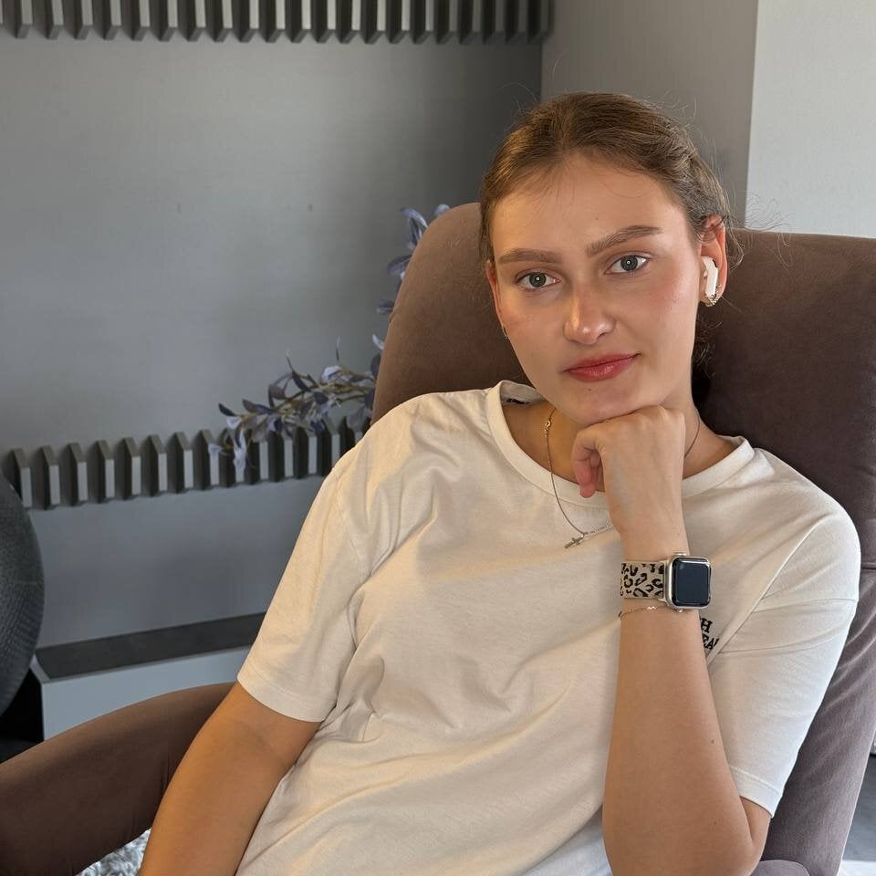 SeemaLeves profile