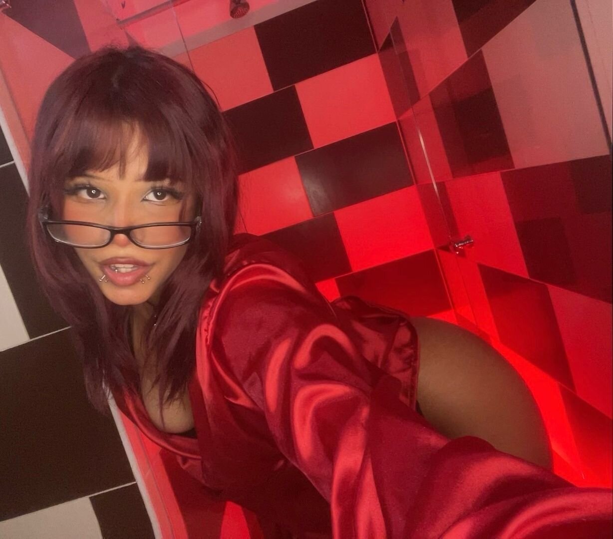 scarlettjonnes