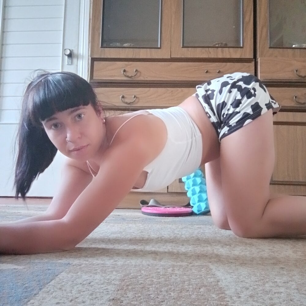 alinasis23 from stripchat