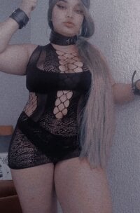 Model Orianahorny69