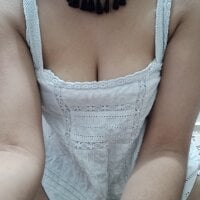 Shiza_Darling's Offline Chat Room