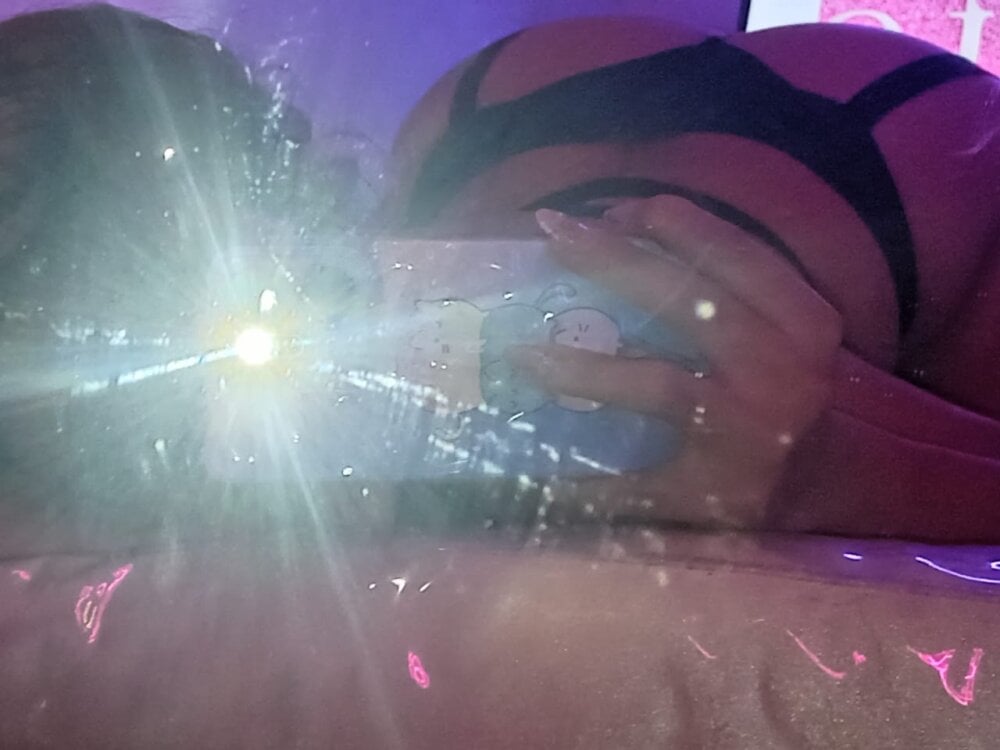 cam-performer.com mav_rx livesex profile in the-land-of-beautiful-women cams