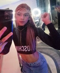 Flora_Minx webcam thumbnail