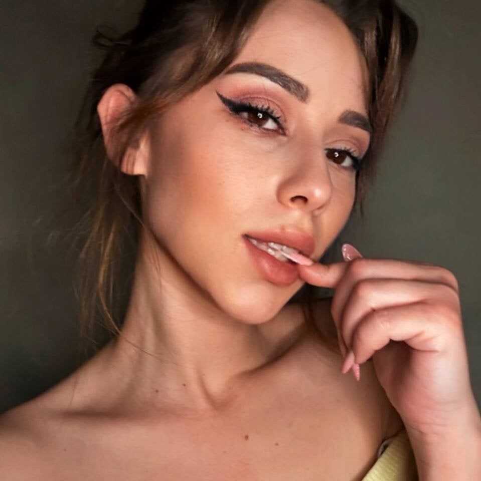 دردشة NikkiCampellone الجنسية المباشرة