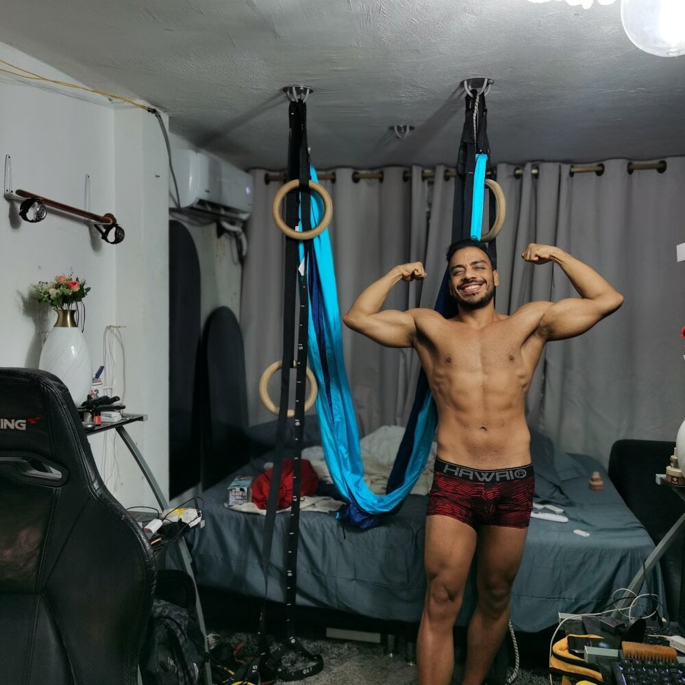 jojo19920 from stripchat