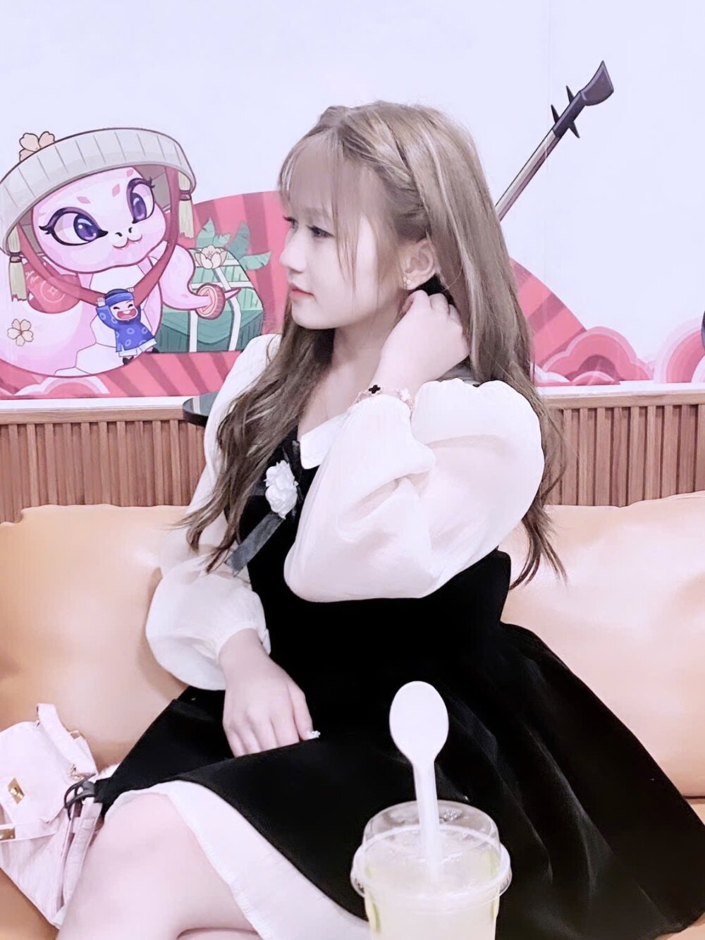 Hina_2z profile