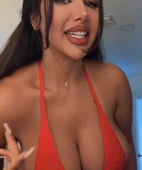 Chat XXX en directo de nouvhitta