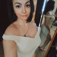 KamilaSugar's Offline Chat Room