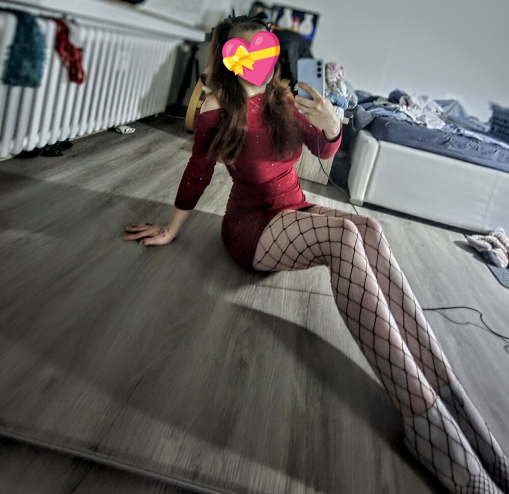 sexcams-joy.com sjansaa livesex profile in hazel-eyes cams