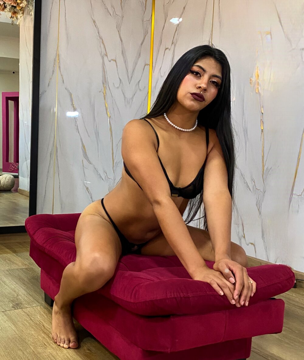 zoe_ebony20 profile