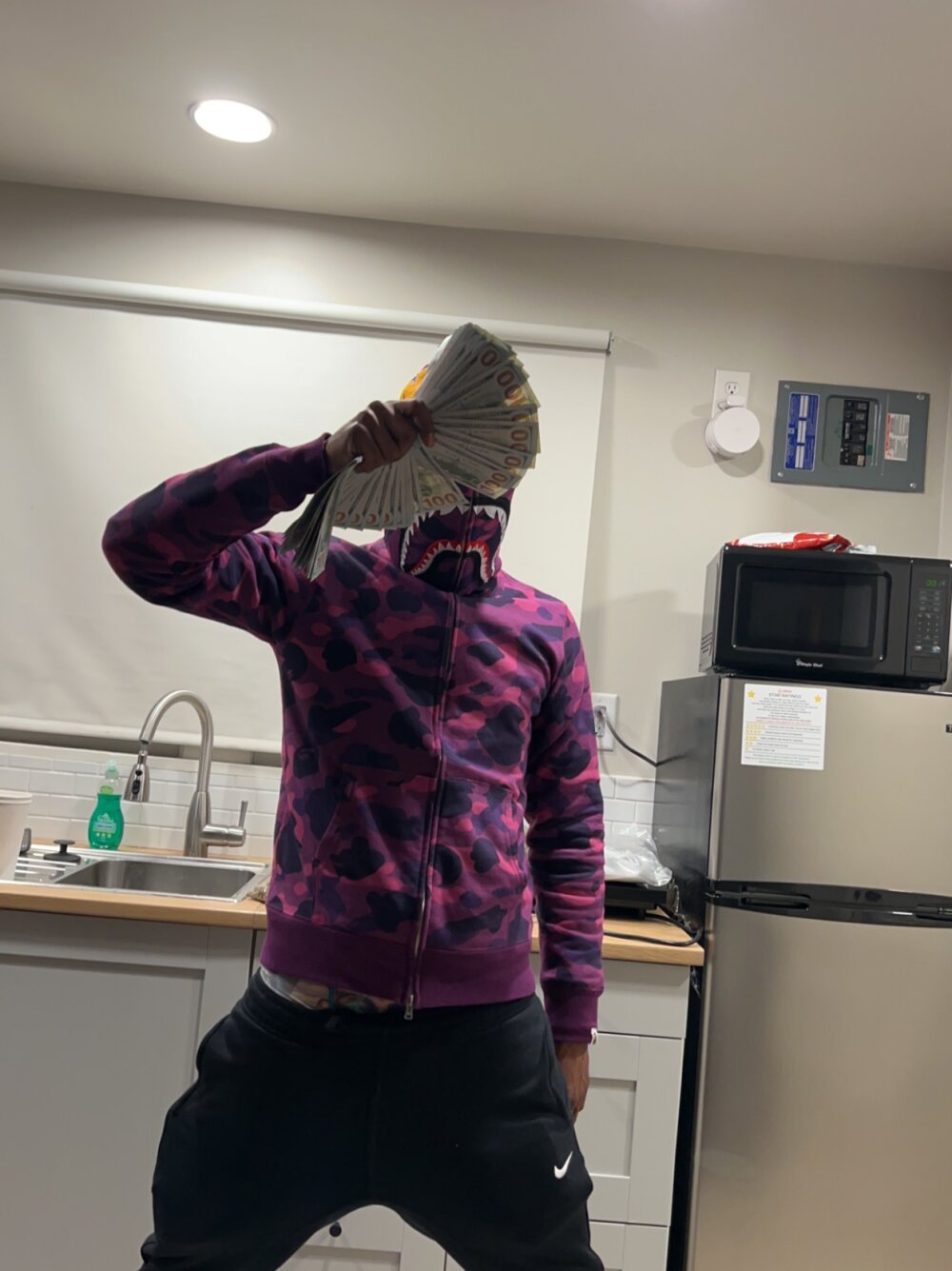 Imtheman843's Offline XXX Chat