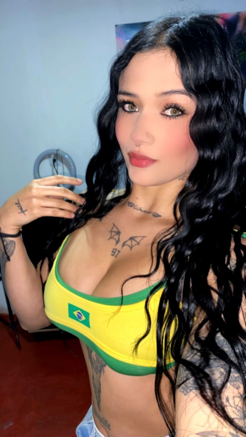 Georgina_Cooper_