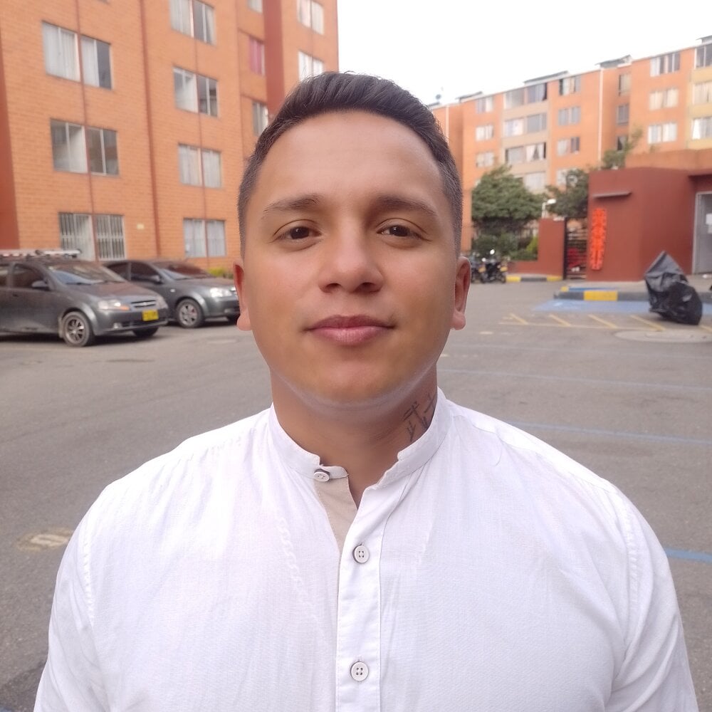 mr777desire from stripchat