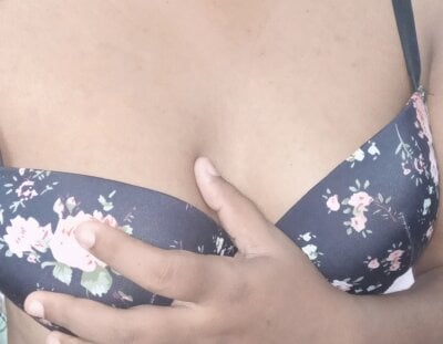 lotusmi from stripchat