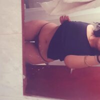 lolilolystrawberry's Offline XXX Chat