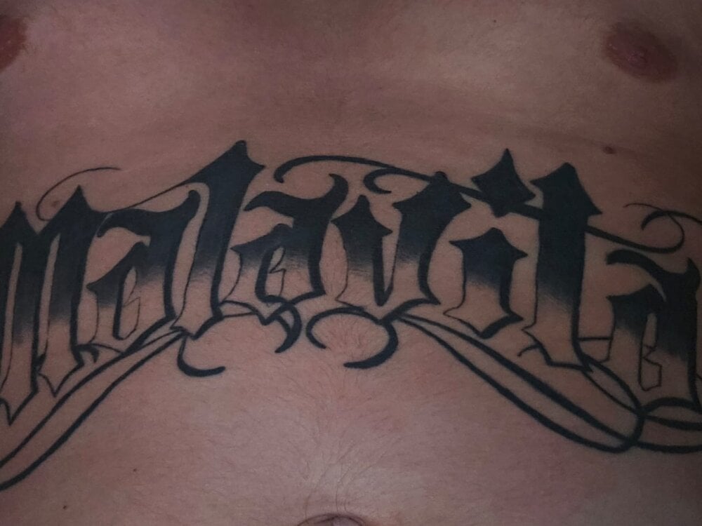 guesswhatbitch profile