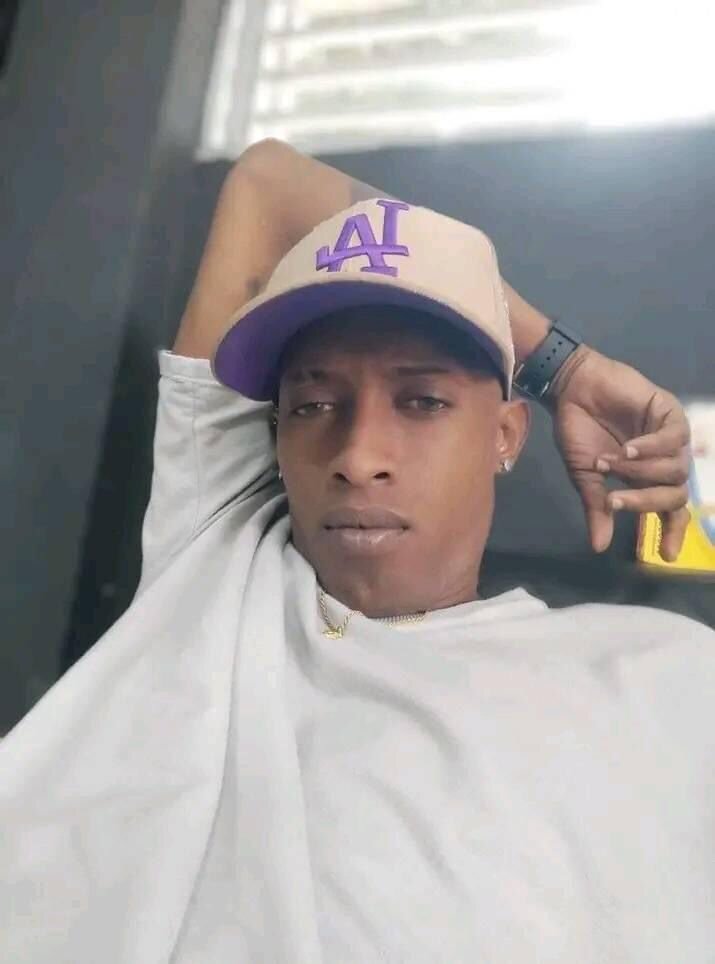 black_goldens_hot