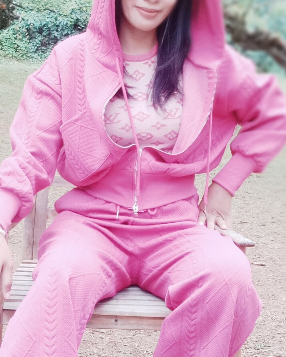 pornsexycams.com yaya_ying livesex profile in bisexual cams