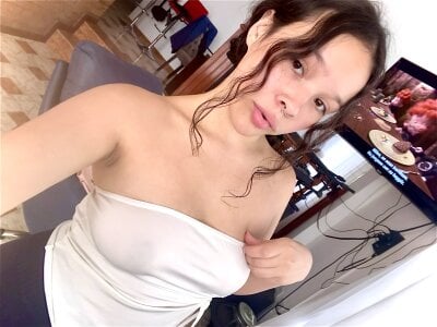 Yeimi360 - Stripchat Teen Cam2cam Dildo Girl 