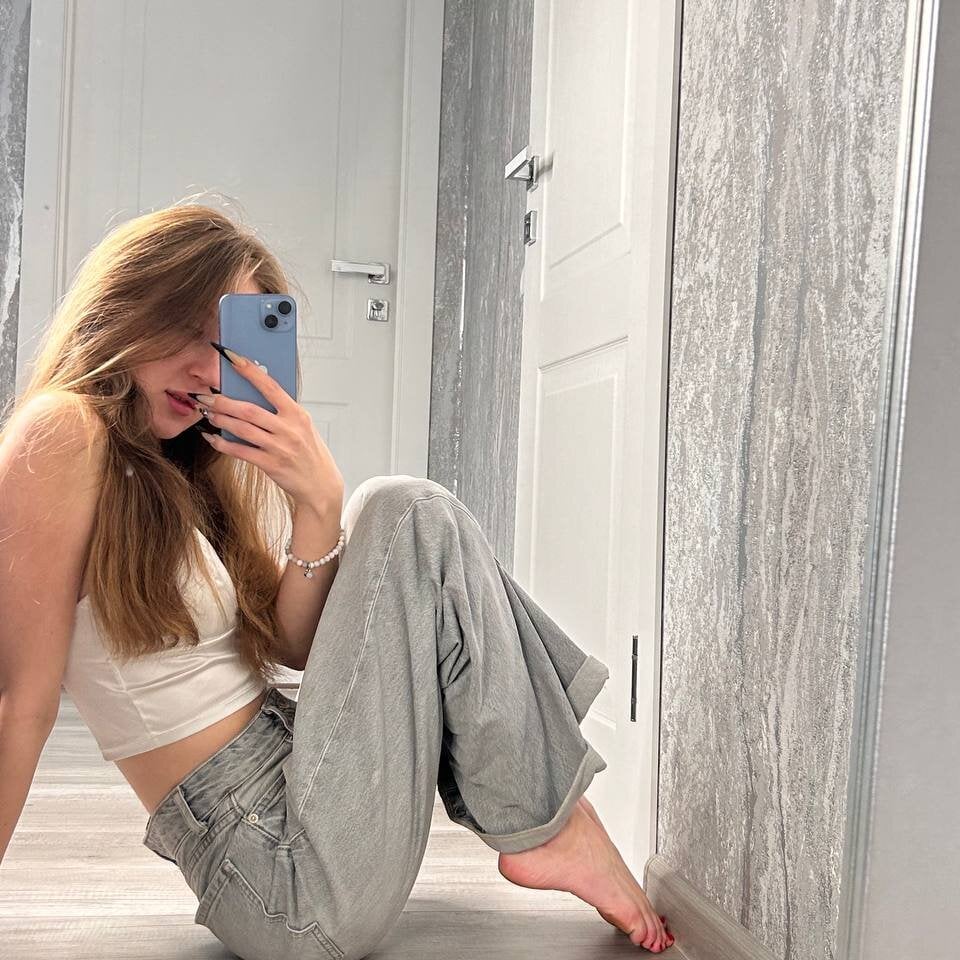 sexcam3d.net kianawhite livesex profile in white-hair cams