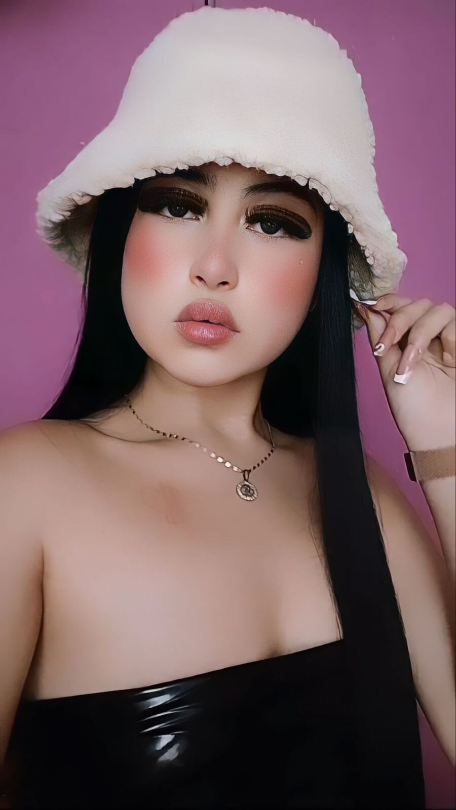 Chlo0e_
